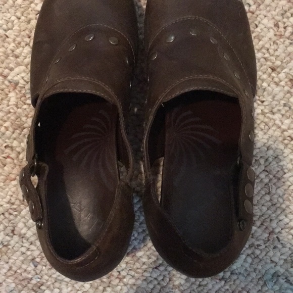 Dansko size 7.5 wooden clogs - Picture 4 of 4